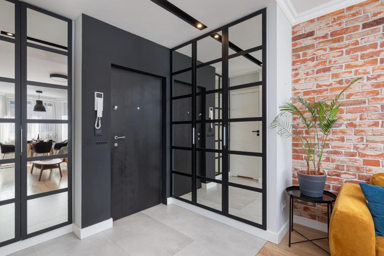 Stylowy Apartament Z Pieknym Widokiem Na Miasto Warsaw Luaran gambar